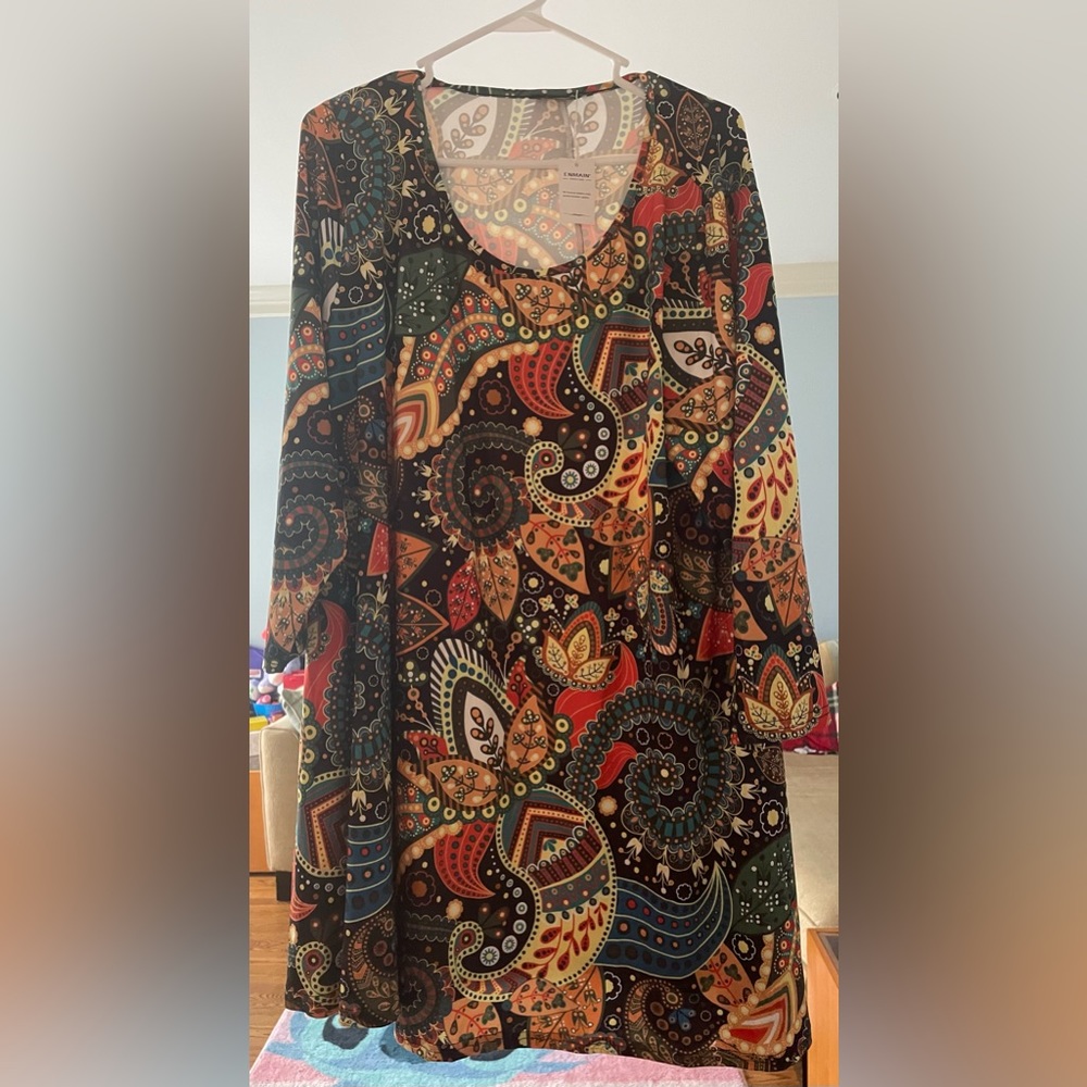 Women’s dress